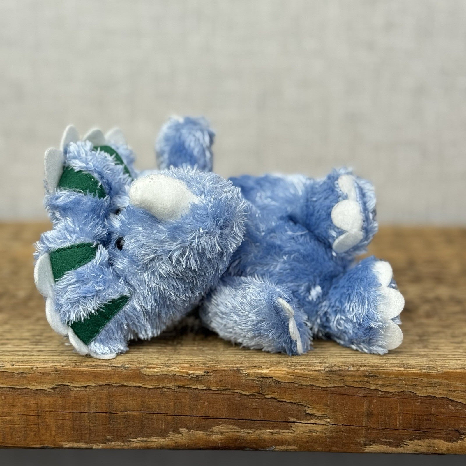 Russ Berrie Luvvies - Jeff Triceratops - Pudding Dino Soft Toy Tiny 4”