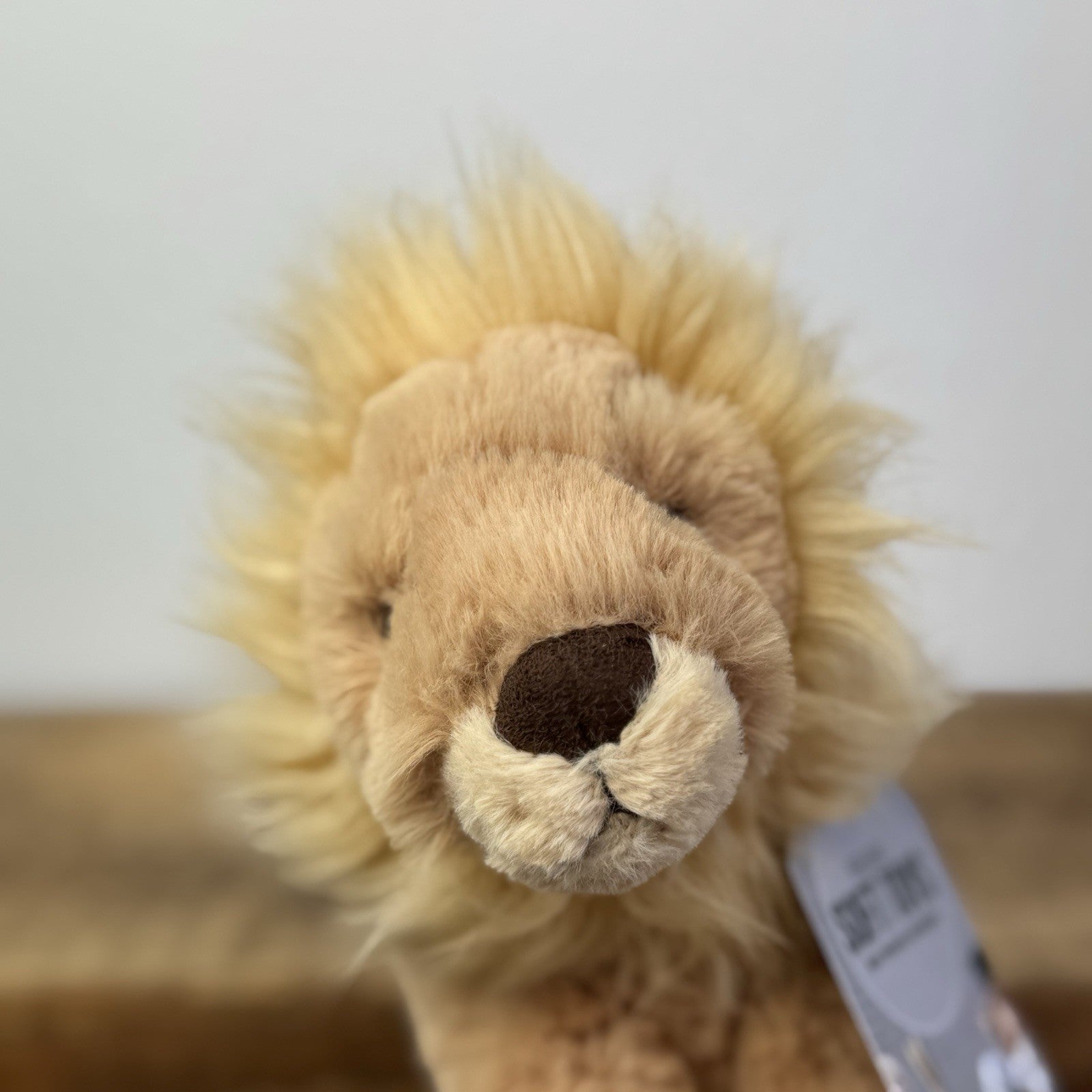 Jellycat Small Leonardo Lion Soft Toy - Small Retired Sitting Lion NWOT 10"