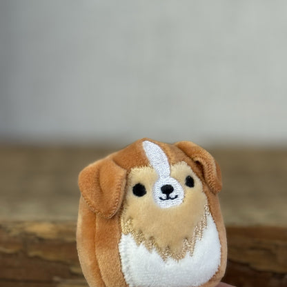 Squishmallow Squishville - Andres The Sheltie Dog - Beige/Brown Mini Dog 2"