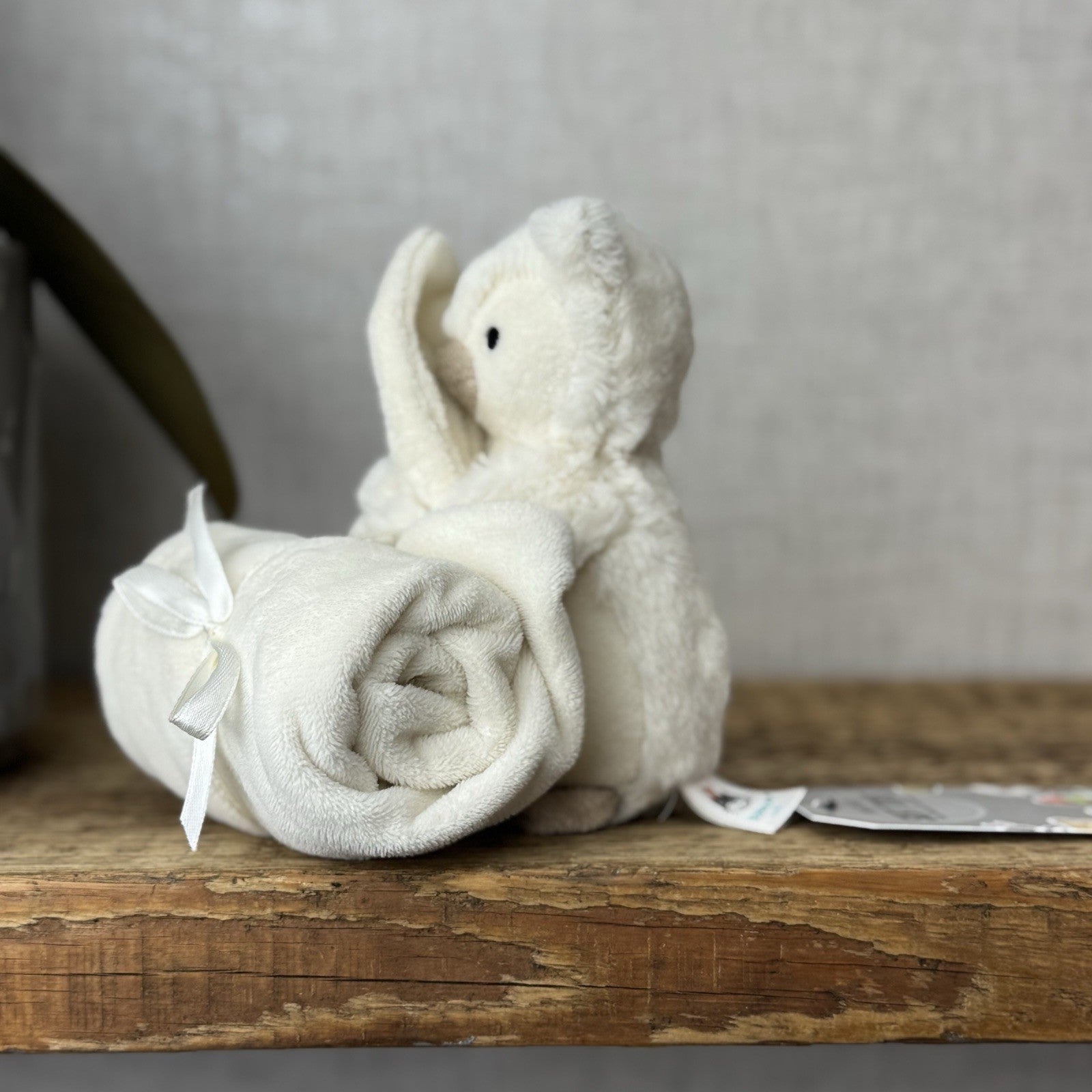 Jellycat Snowy Owl Soother - White Comforter Owl Bird Neutral Bab Comforter