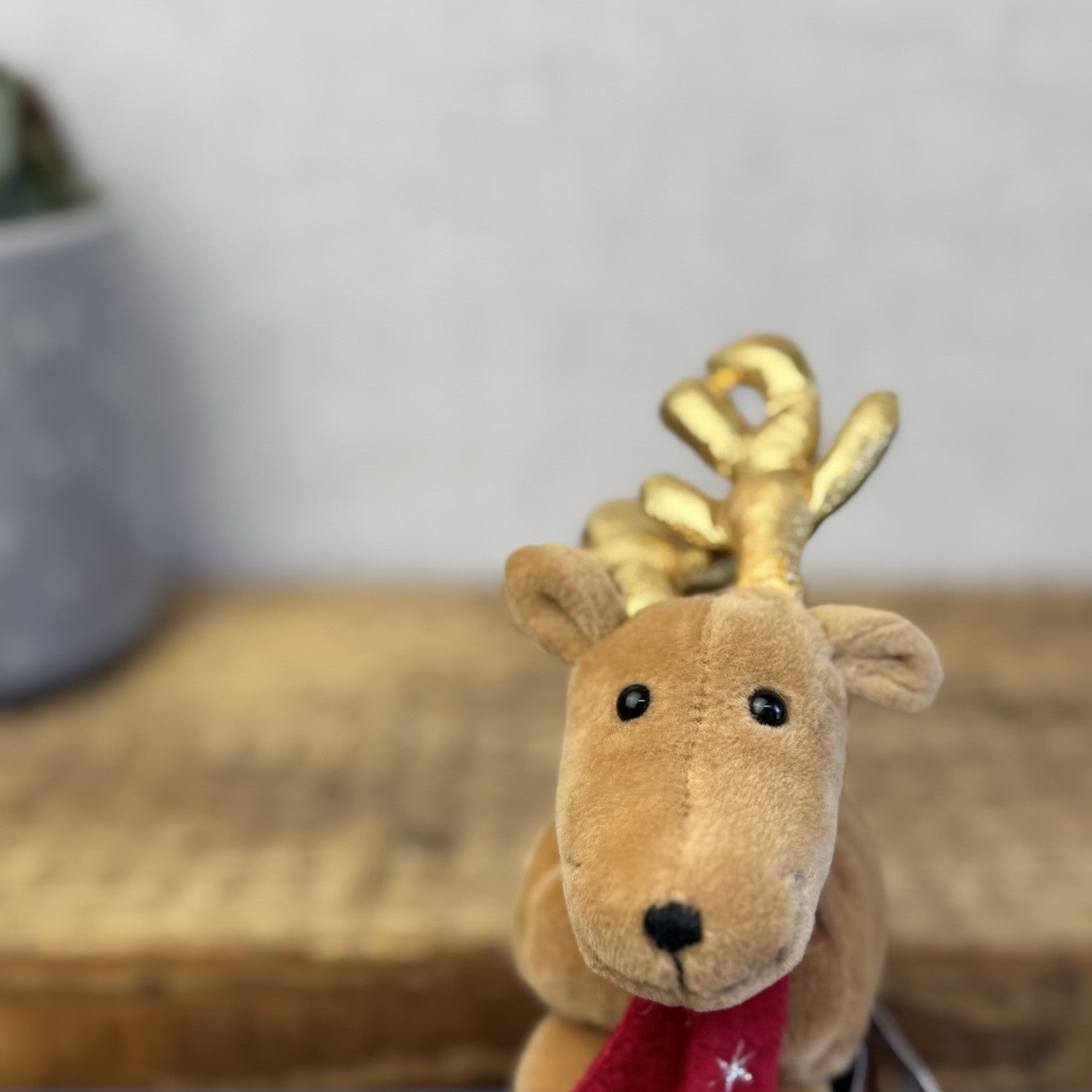 Whitard Of Chelsea Crazy Rudolf (Jellycat Collab) Mini Reindeer Beanie Plush 4"