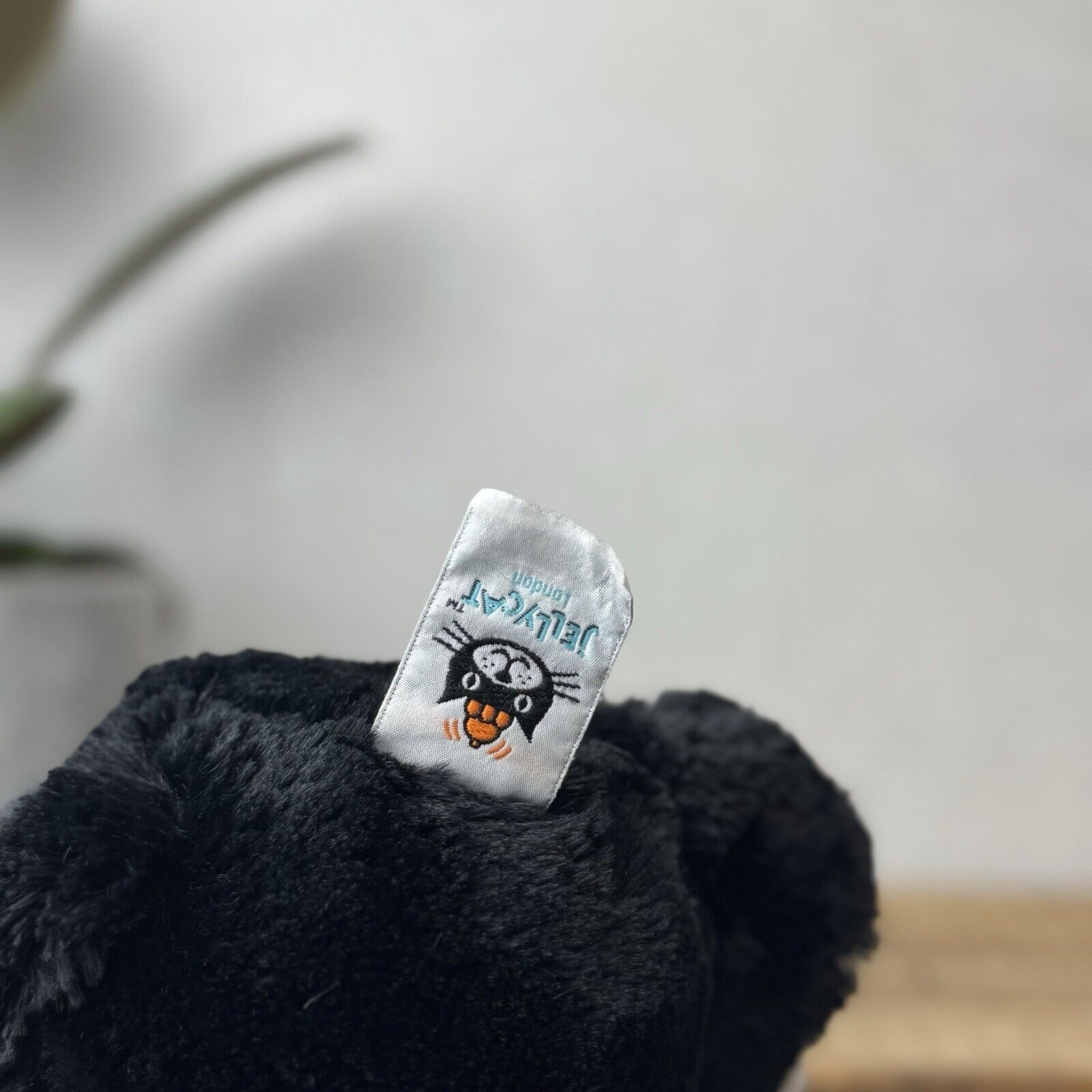 Jellycat Medium Bashful Tuxedo Cat - Black/White Cat Retired Kitty Cat 12”