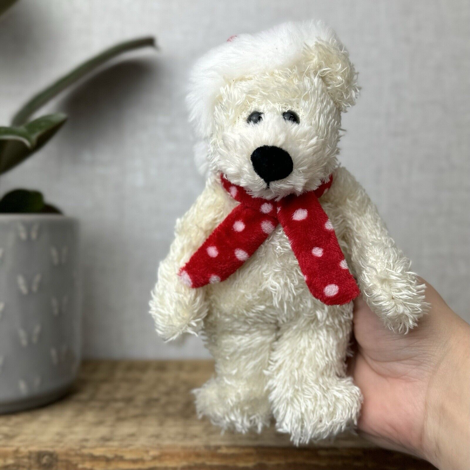 Jellycat Jingly Polar Bear Tot - White Polar Bear Tot In Christmas Hat/scarf 7”