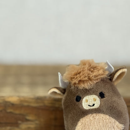 Squishmallow Squishville -Calton Highland Cow Horned Cow 2" (Multi Buy Discount)