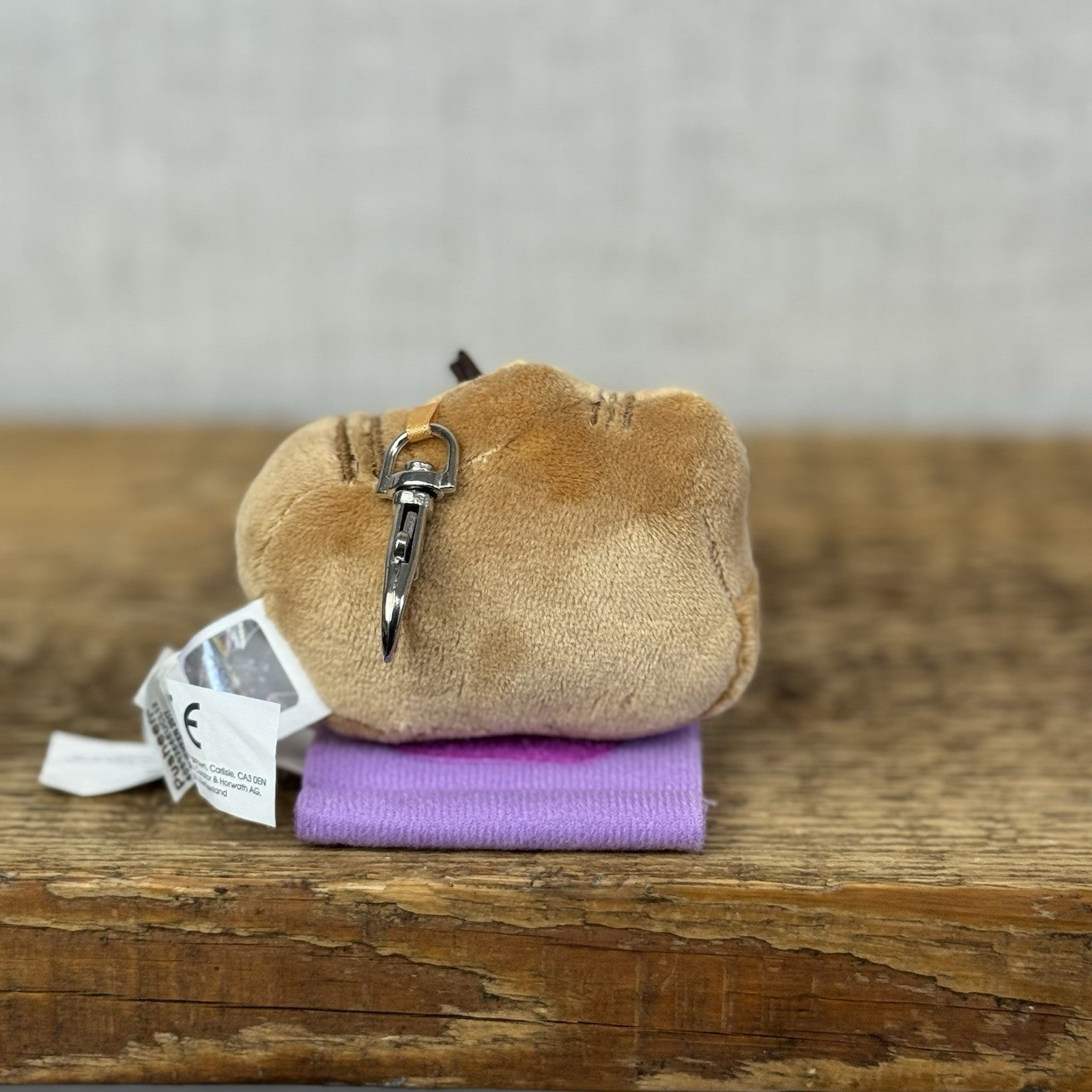 Gund Pusheen Cat - Places Cats Sit - Keychain eries 3 Cat Sitting On Book 