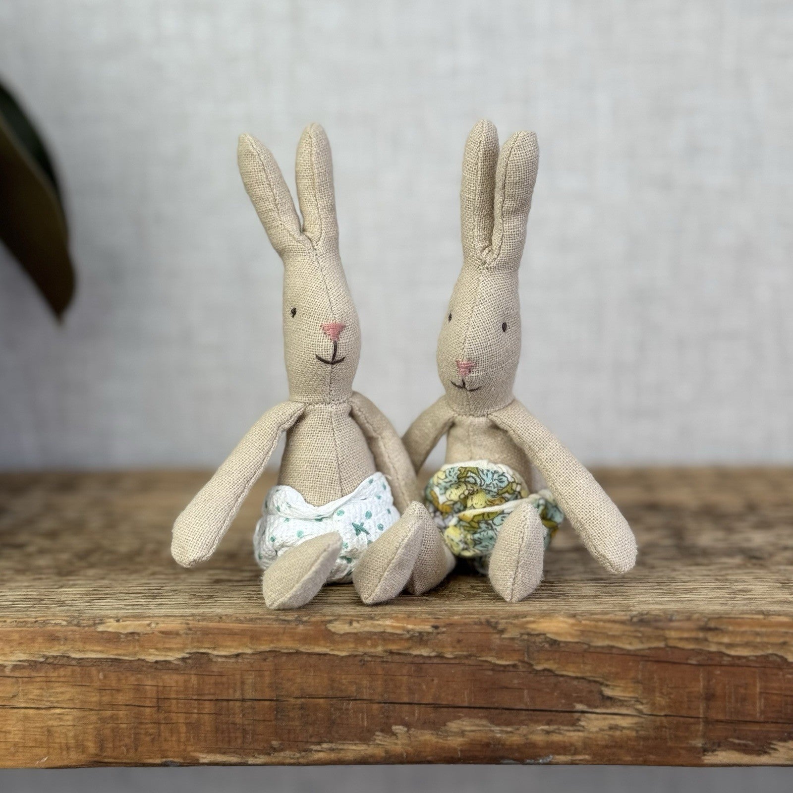 Maileg Baby Rabbits/newborn Bunnies X2 In Cloth Diapers Retired & Rare Bundle