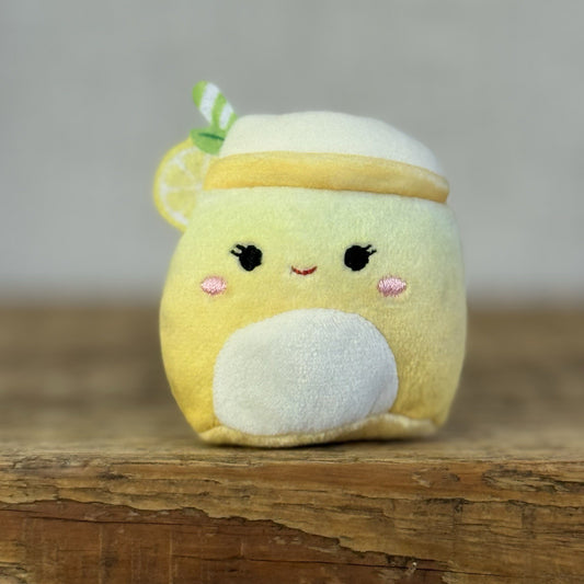 Squishmallow Squishville - Medina Lemonade - Mini Yellow Squishmallow Drink 2"