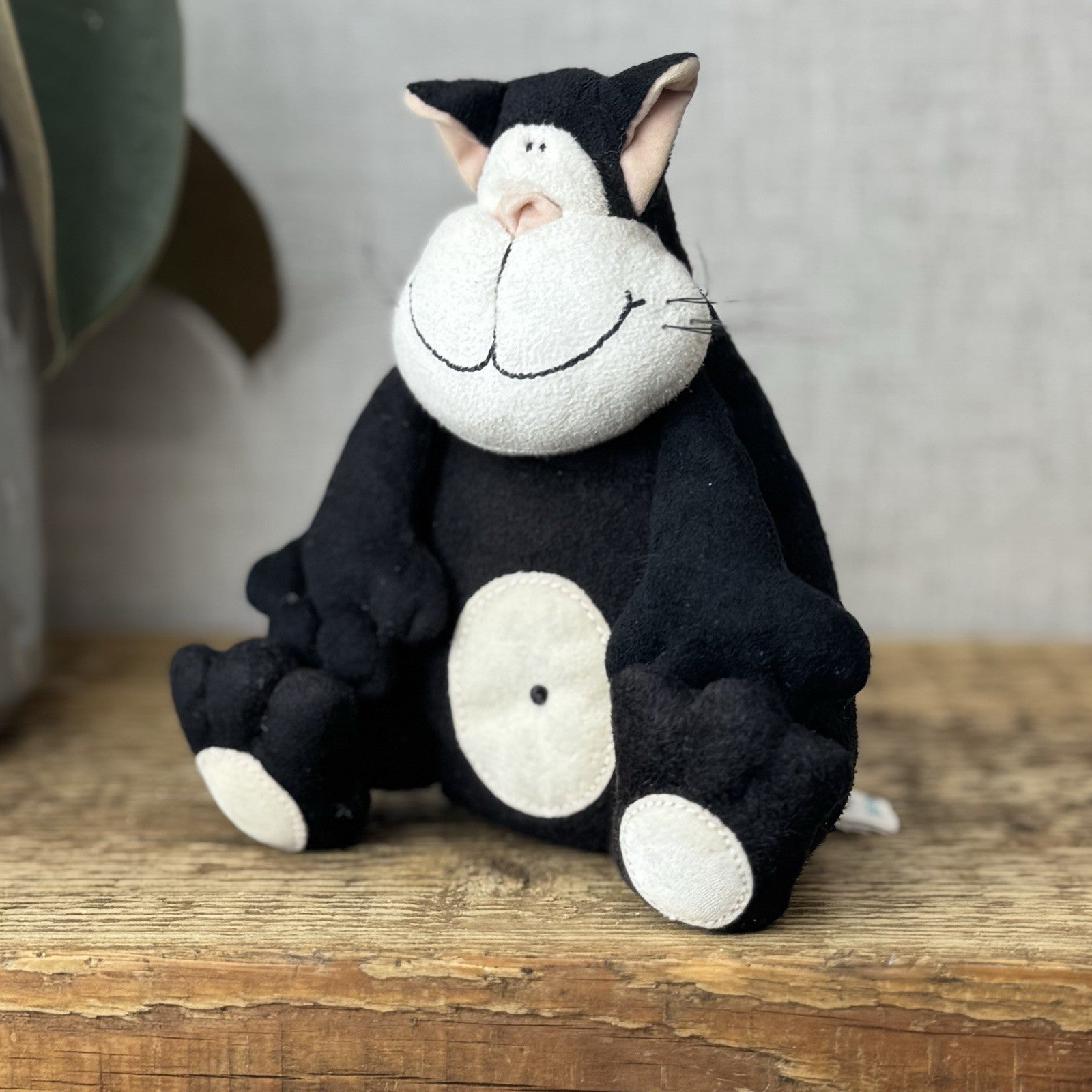 Jellycat Small Bumble Cat - Small Suede Black Cat  Retired Rare Vintage Mini 6”