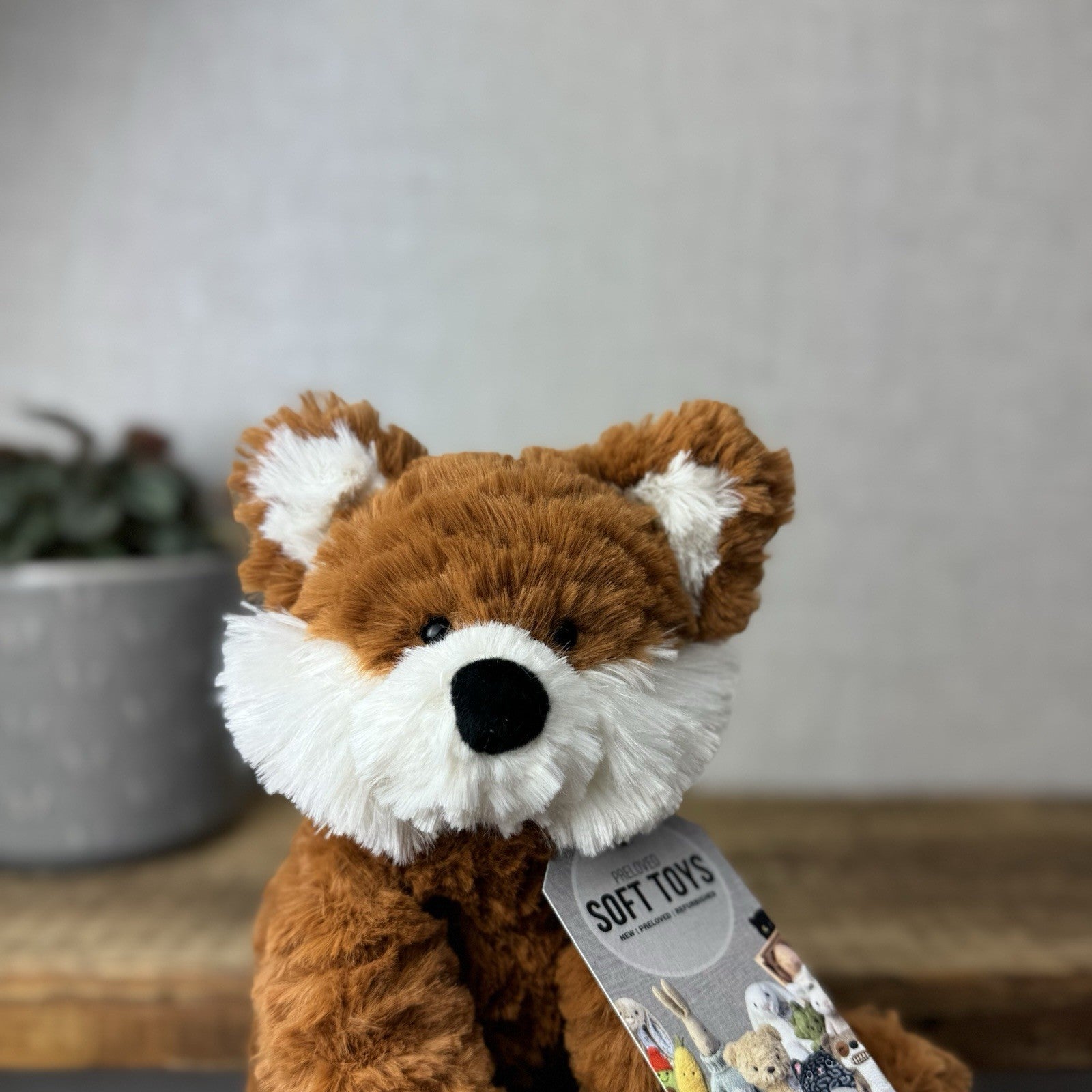 Jellycat Medium Fuddlewuddle Fox - Textured Sitting Fox Wild Soft Toy Beanie 8"