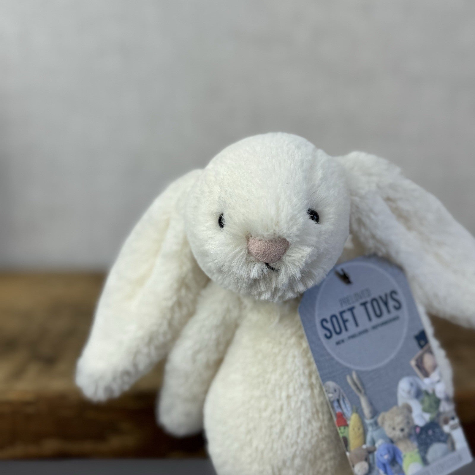 Jellycat Small Bashful Cream Bunny Rabbit - Small Off White Rabbi Plush 8"