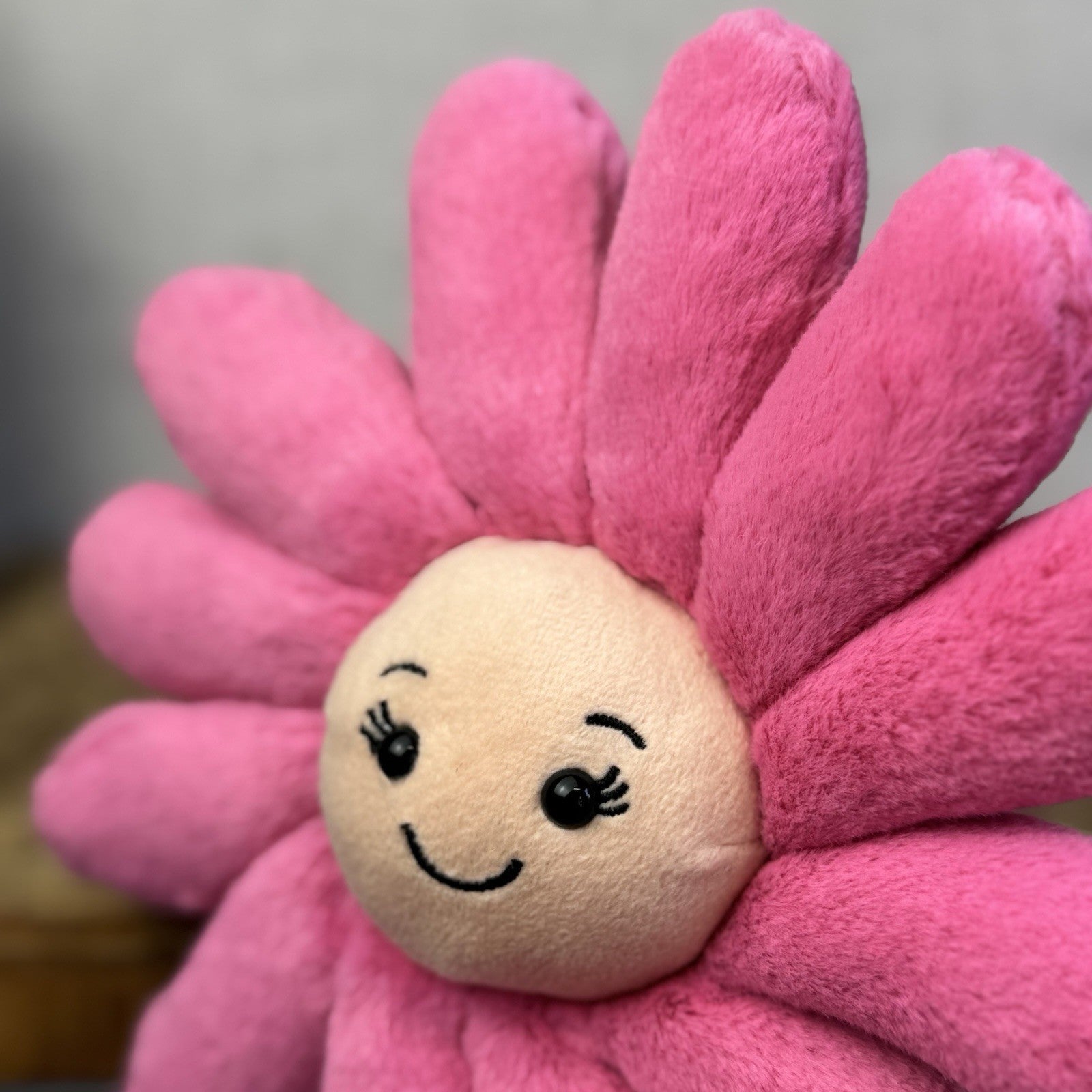 Jellycat Fleury Gerbara Small - Small Pink Flower Soft Toy With Tags Retired 8"