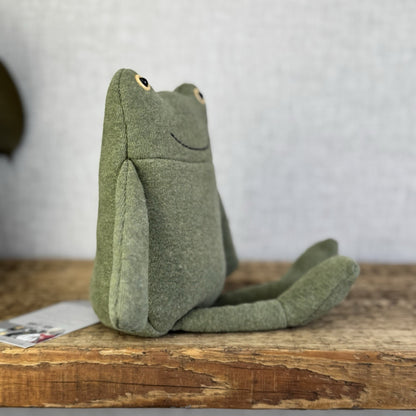 Jellycat Geek Frog - Jersey Green Soft Beanie Frog Toy Retired Small Cute 9"