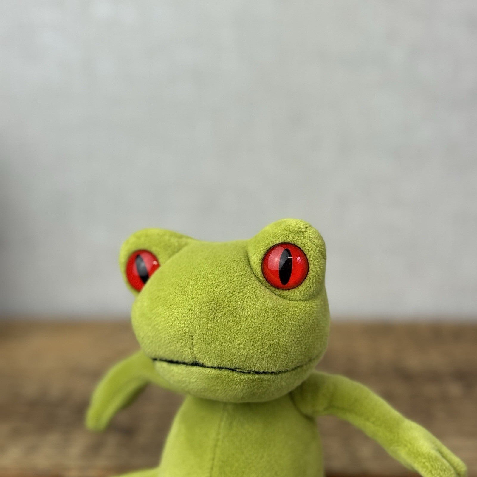 Jellycat Tad Tree Frog - Retired Velour Big Red Eye Beanie Mini Size With Tag 6”