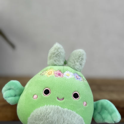 Squishmallows Tove The Mothman Clip / Keyring Squish Green Fluffy Cute 3.5”