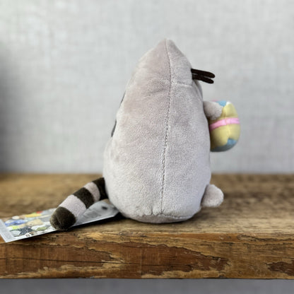Gund Pusheen Cat - Birthday Cake Pusheen Small Soft Toy Cat With Cake 5"