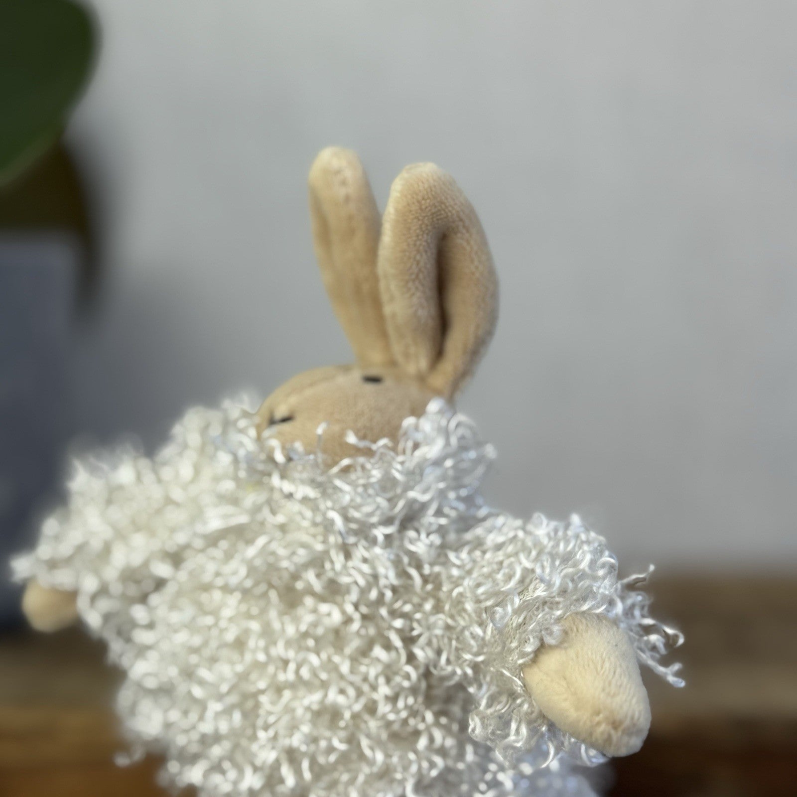 Jellycat Flutternutter Bunny - Vintage Rabbit Curly Jumper New Without Tags 5”