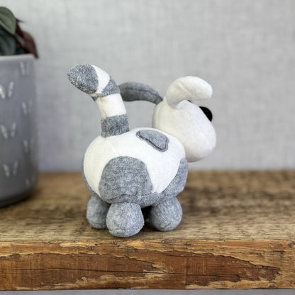 Jellycat Crazy Dog - Grey/White Vintage Miniature Beanie Velour NWOT 4"