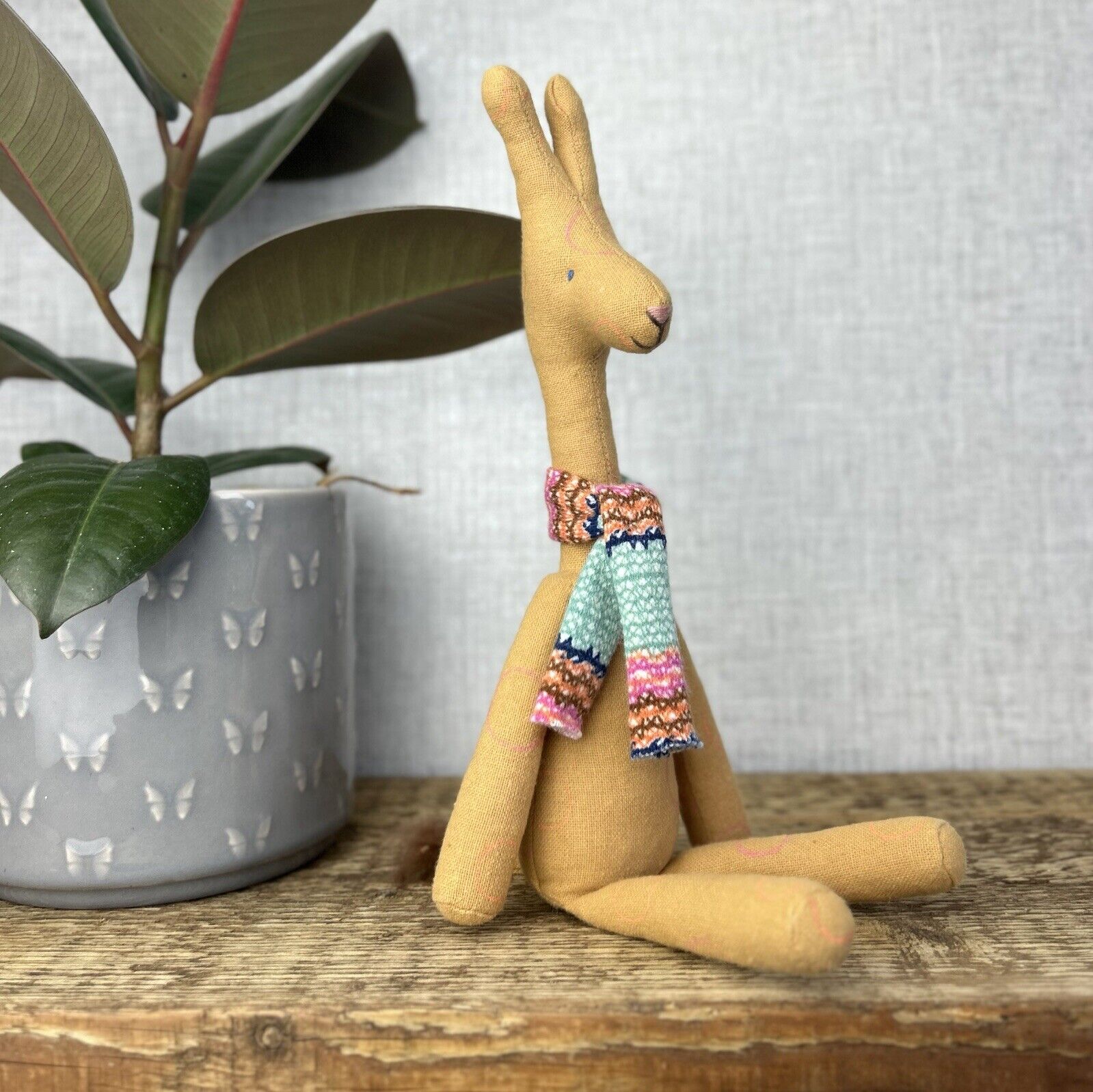 Maileg Mini Giraffe - Maileg Giraffe With A Scarf 12” - Retired 2014