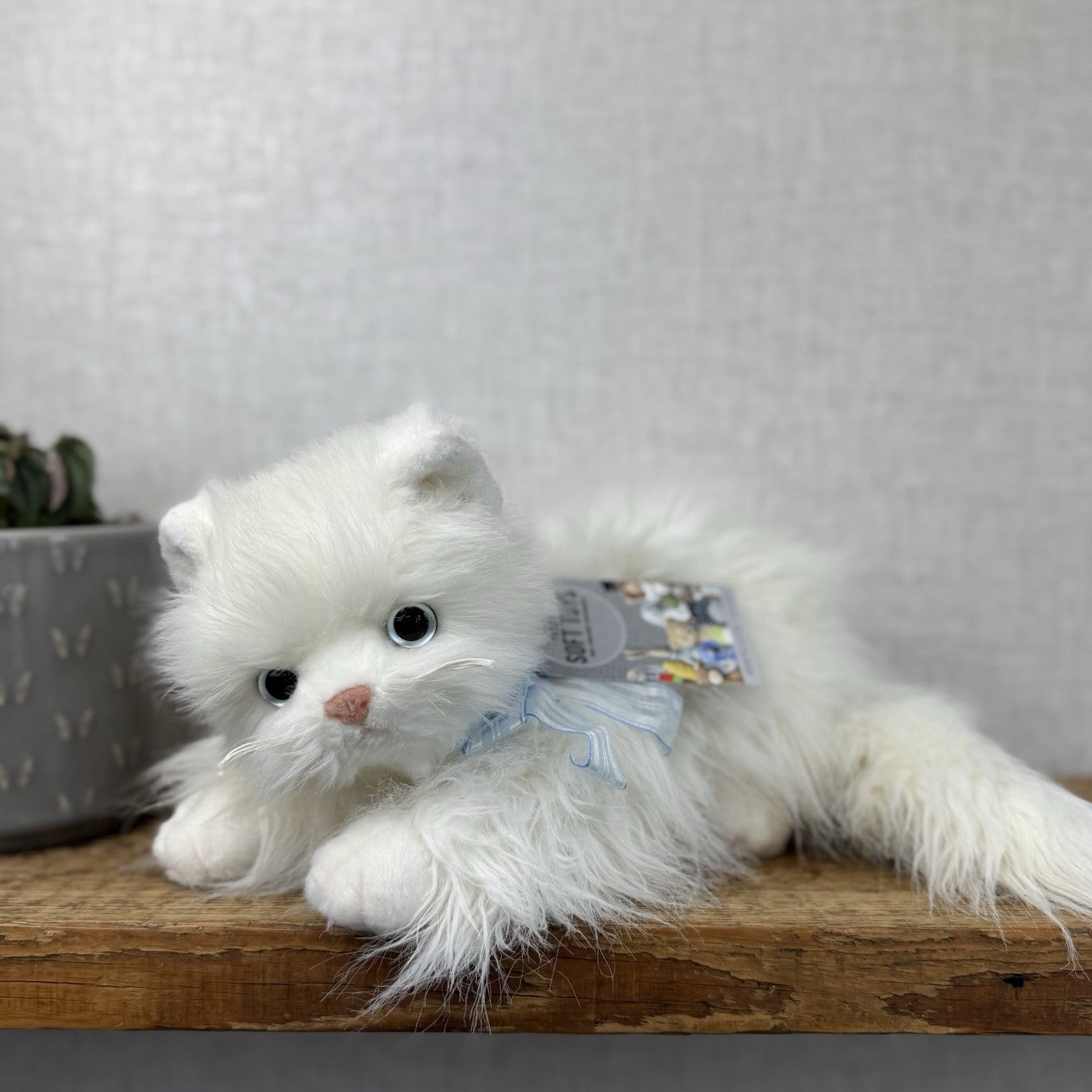 TY Sugar White Persian Cat - White Fluffy Persian Cat Blue Eyes & Bow 2002