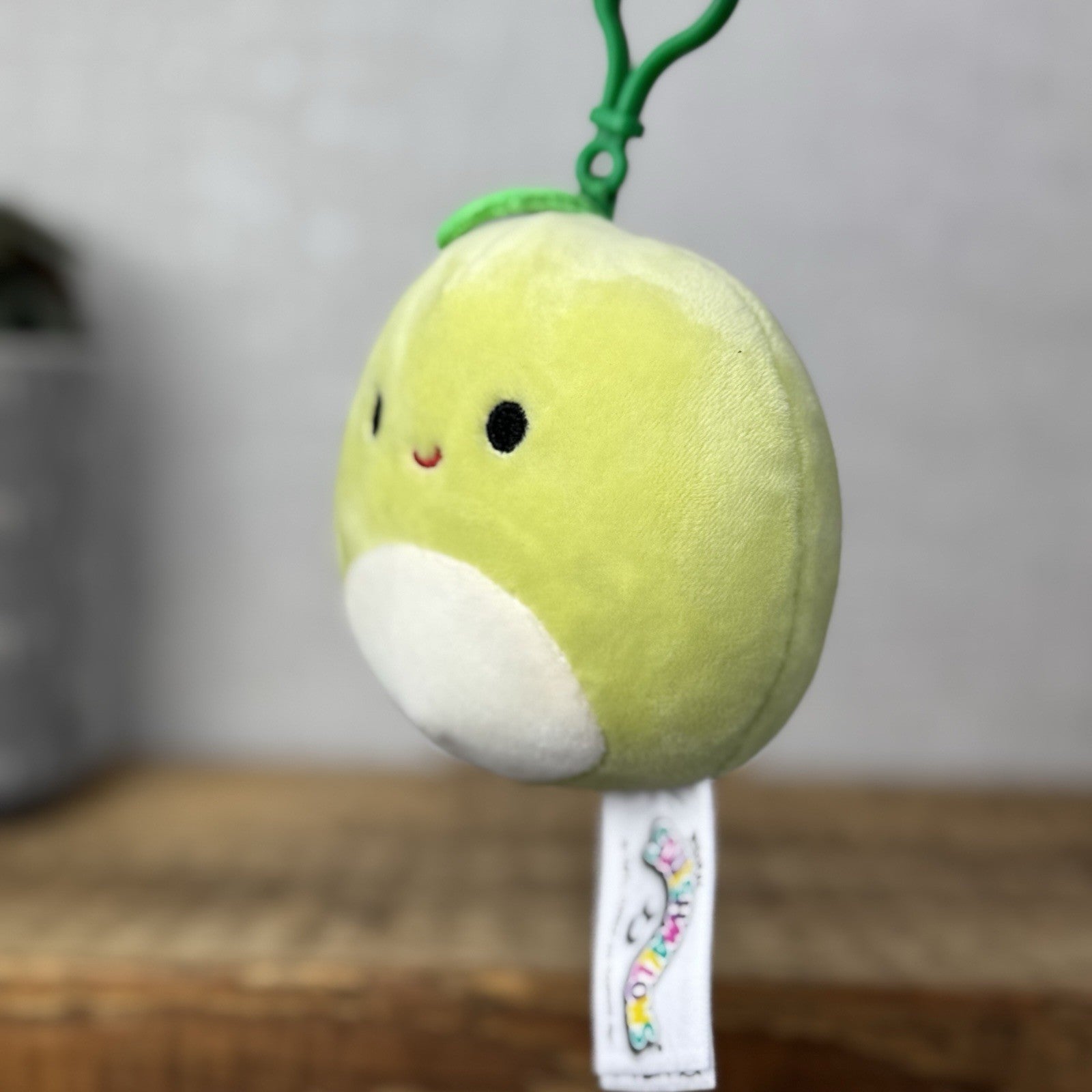 Squishmallow Keyring Clip Bagcharm - Apple Fruit Plush Keyring Ashley Apple 4"