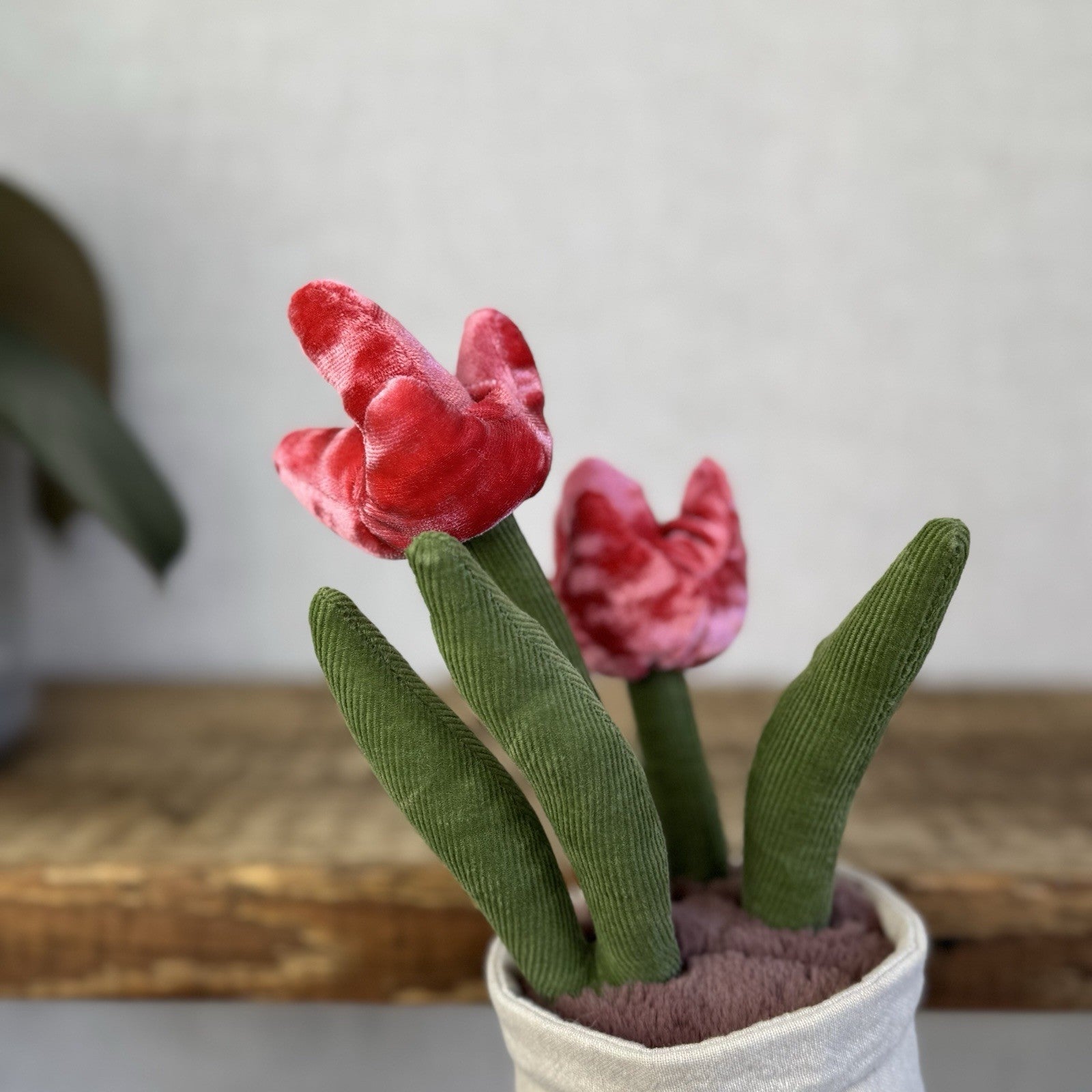 Jellycat Amuseable Tulip - New Without Tags Potted Tulip Plant Older Style 12"