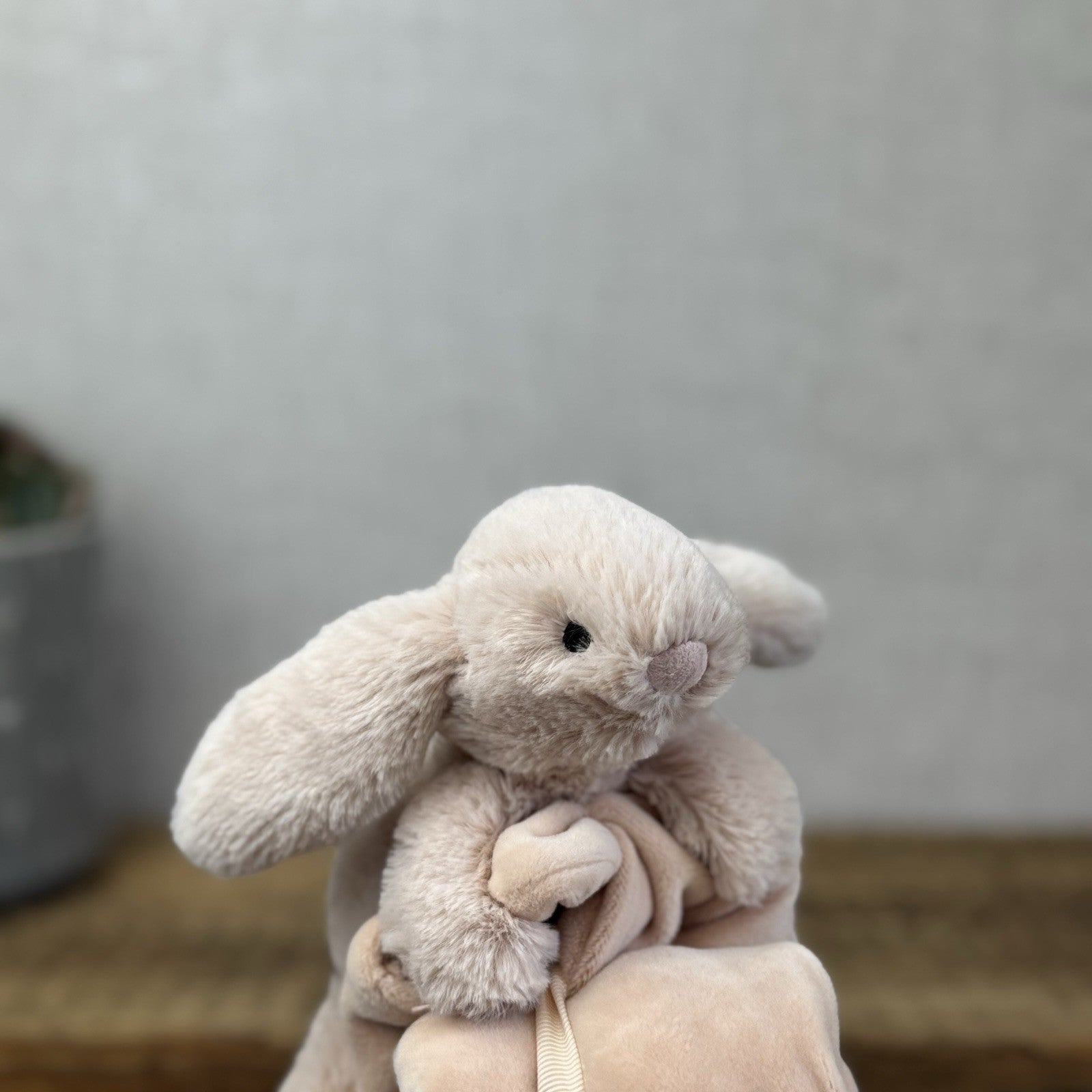 Jellycat Smudge Bunny Soother - Smudge Comforter Soft Toy Peachy Bunny Soother