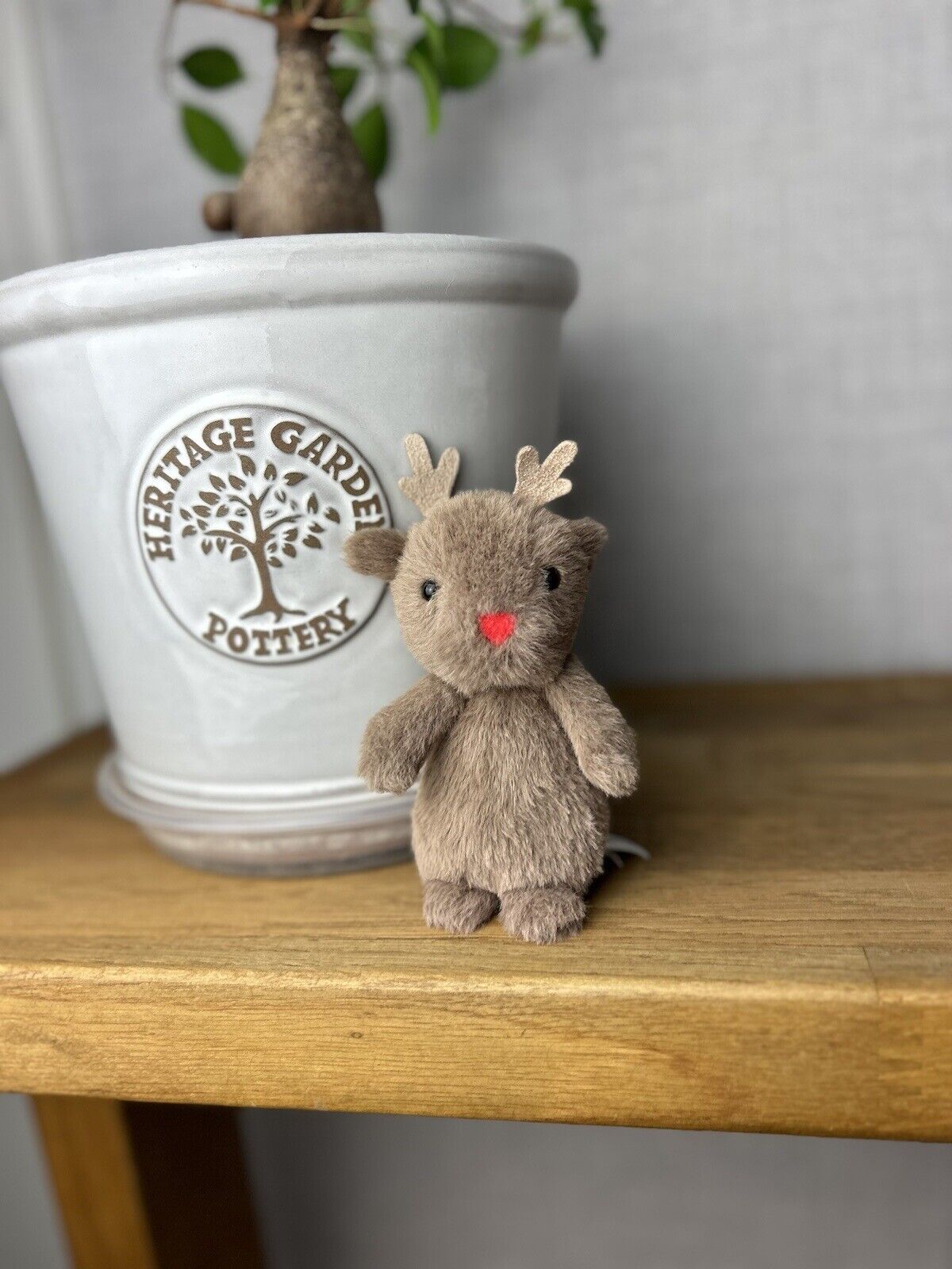 Jellycat Tiny Fluffy Reindeer - Fluffy Tiny - Tiny Fluffy Reindeer - Reindeer