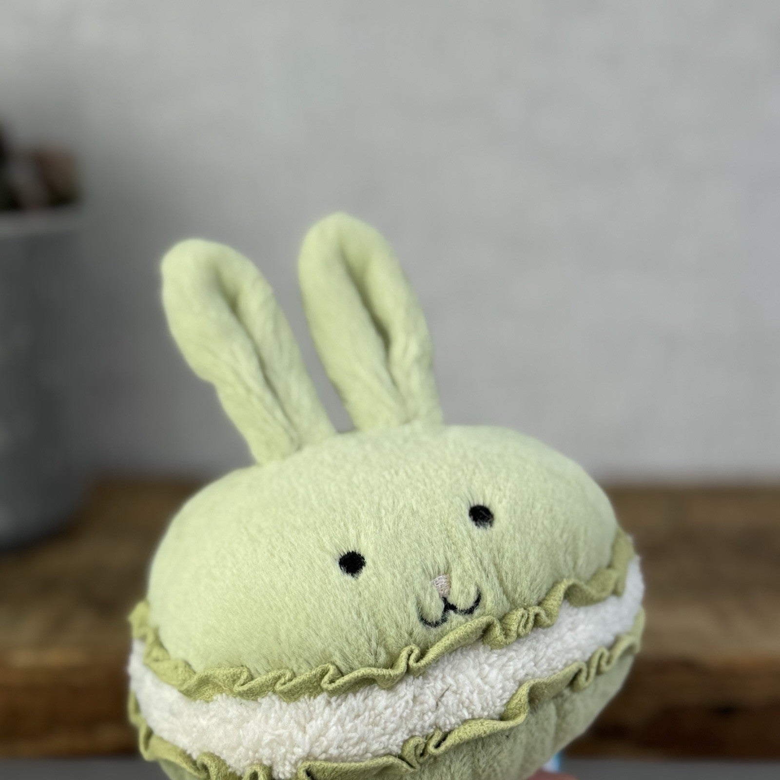 Jellycat Dainty Dessert Bunny Macaron - Green Bunny Amuseable New With Tags 5”