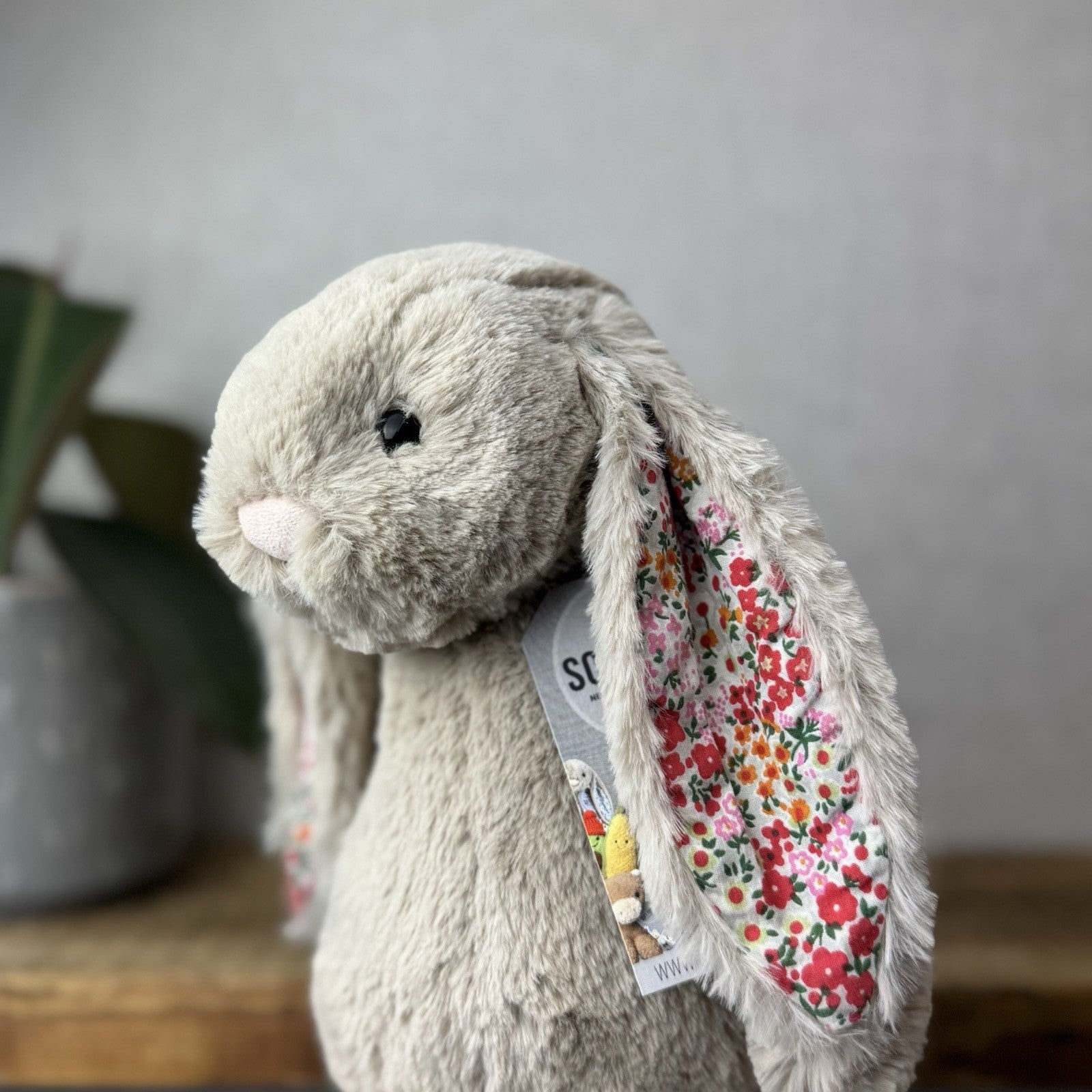 Jellycat Medium Bashful Beige Posy Blossom Bunny - Beige Bunny Floral Ears 12”