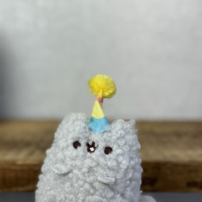 Gund Pusheen Cat - Stormy Birthday Cake - Mini Fluffy Cat In Party Hat Soft 4"