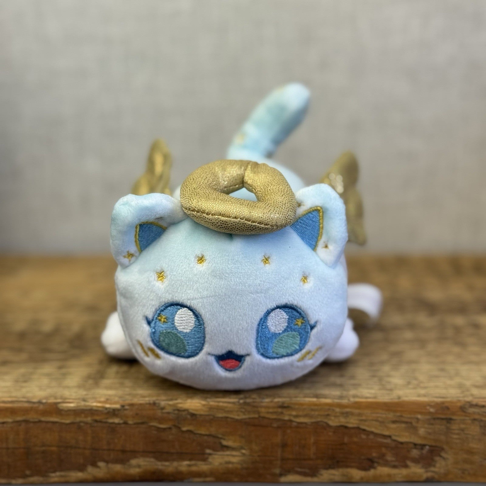Aphmau MeeMeows -Mystery Cat Series 2 - Angel Cat Gold/White Plush Kitten 5"