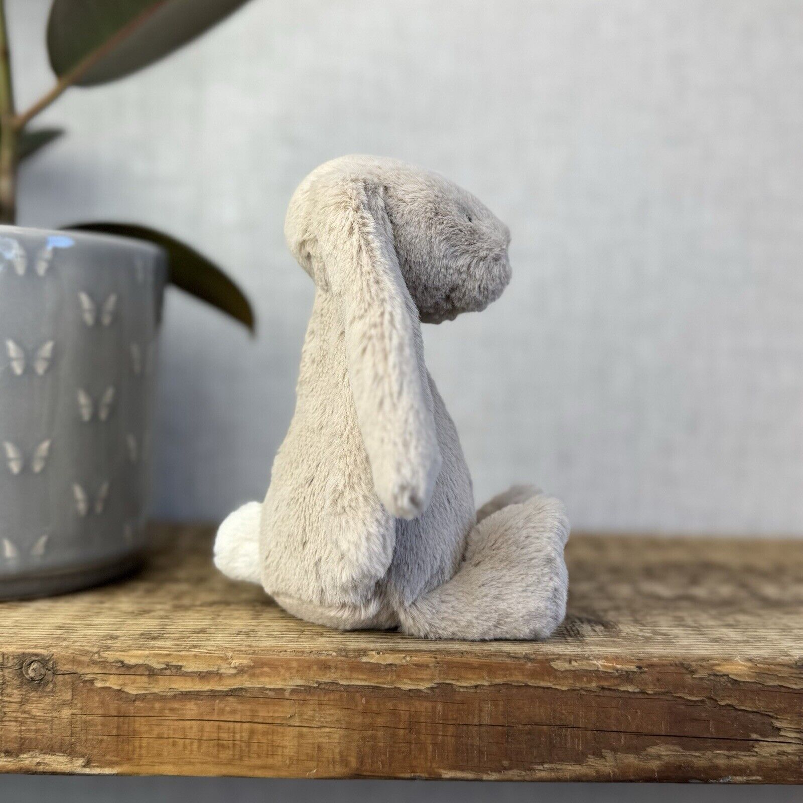 Jellycat Small Bashful Beige Bunny - Light Brown Bunny Old Version Paper Tag 8"