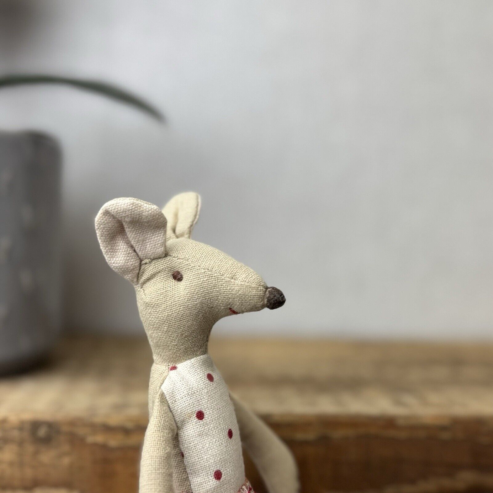 Maileg First Edition Mum Mouse - 2012 Vintage Mum Mouse With Skirt 
