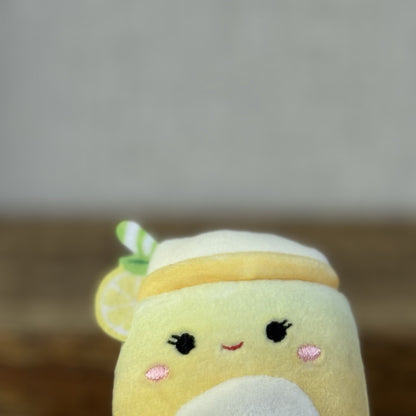 Squishmallow Squishville - Medina Lemonade - Mini Yellow Squishmallow Drink 2"