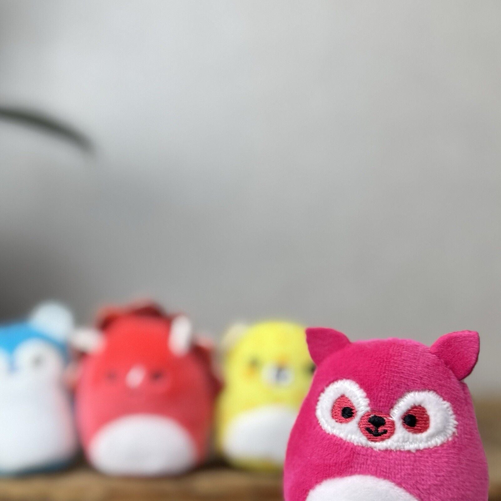 Squishmallow Squishville Bright Squad - Tristan, Santiago, Lexie & Lucia 2"