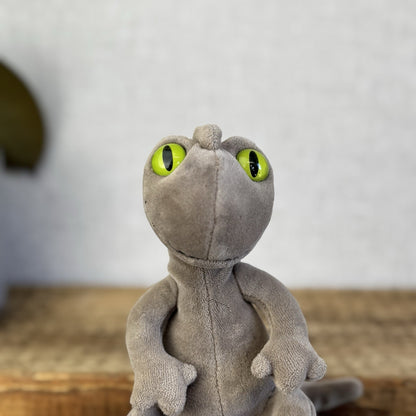 Jellycat Small Nat Newt - Grey Lizard Green Big Eyes Beanie Velour Retired 7"