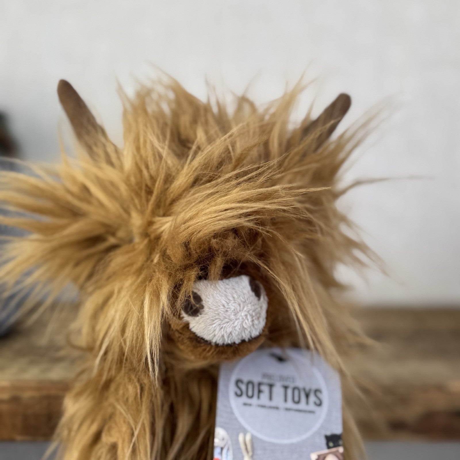 Wrendale Designs - Hannah Dale Junior Highland Cow - Small Gordon 10”