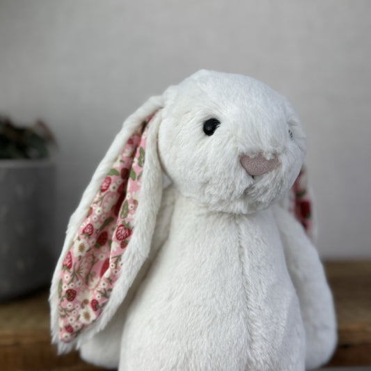 Jellycat Medium Bashful Blossom Cream Bunny Berry - Cream Bunny Pink Ears NWT 