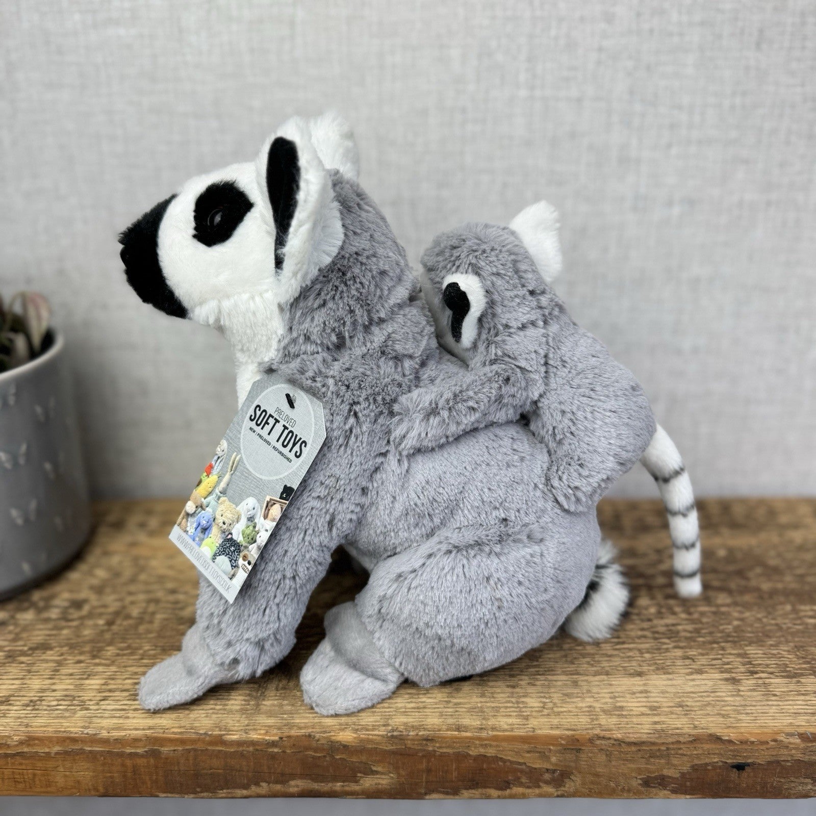 Ark Toys Premier Ring Tailed Lemur Soft Toy With Baby Lemur On Back - NWOT