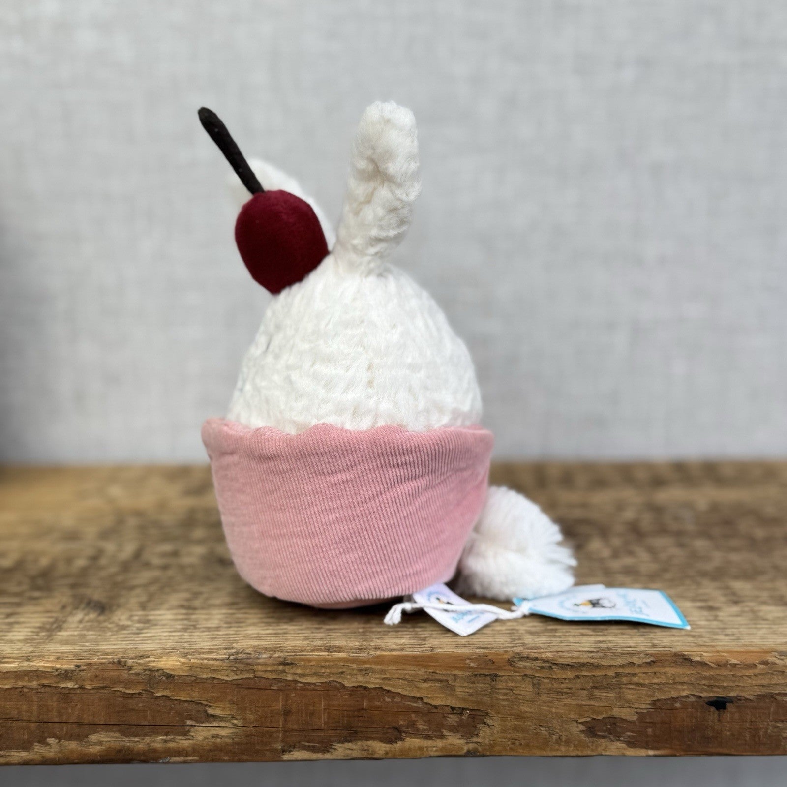 Jellycat Dainty Dessert Bunny Cupcake New With Tags Cute Cupcake Plush 6"