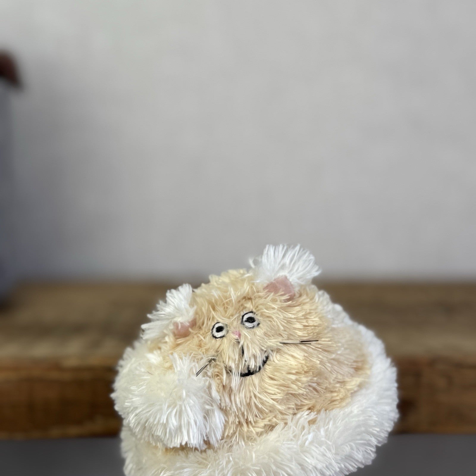 Jellycat Furry Curlikitty Natural/Beige - Tiny Cat Fluffy Vintage Beanie 4”