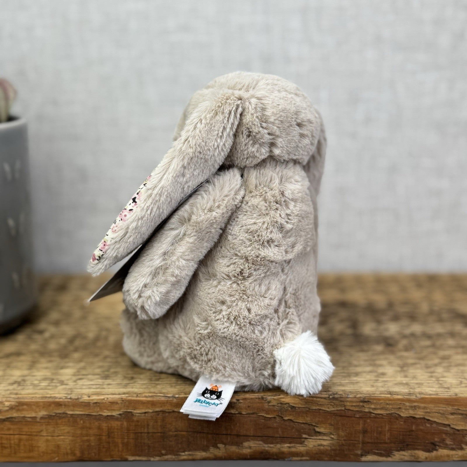 Jellycat Small Bea Beige Blossom Bashful Bunny - Floral Feet/Ear Brown Rabbit 8”