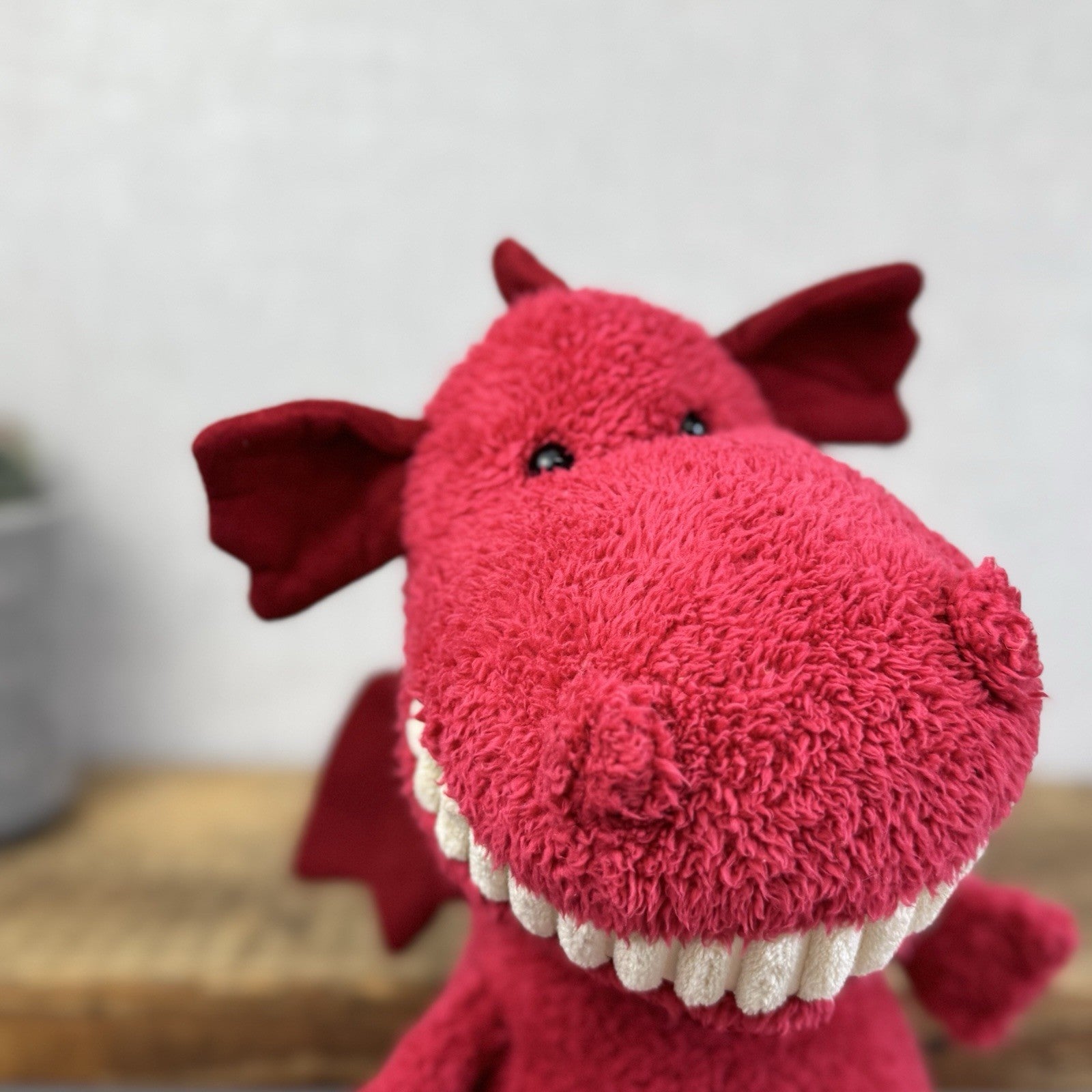 Jellycat Medium Toothy Dragon- Large Red Winged Dragon Smiling Rare Retired 16”