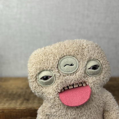 Fuggler Limited Edition Annoyed Alien - Funny Cream Wink Eyed Fuggler Rare