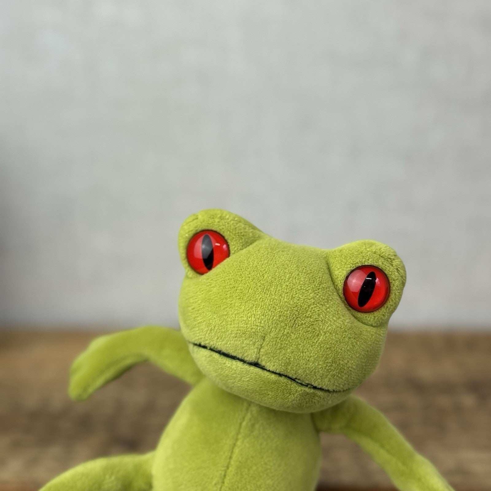 Jellycat Tad Tree Frog - Retired Velour Big Red Eye Beanie Mini Size With Tag 6”