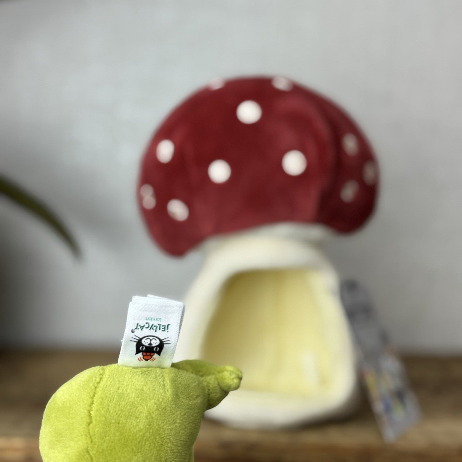 Jellycat Forest Fauna Mushroom Frog - Toadstool House Mini Frog Beanie Plush 8"