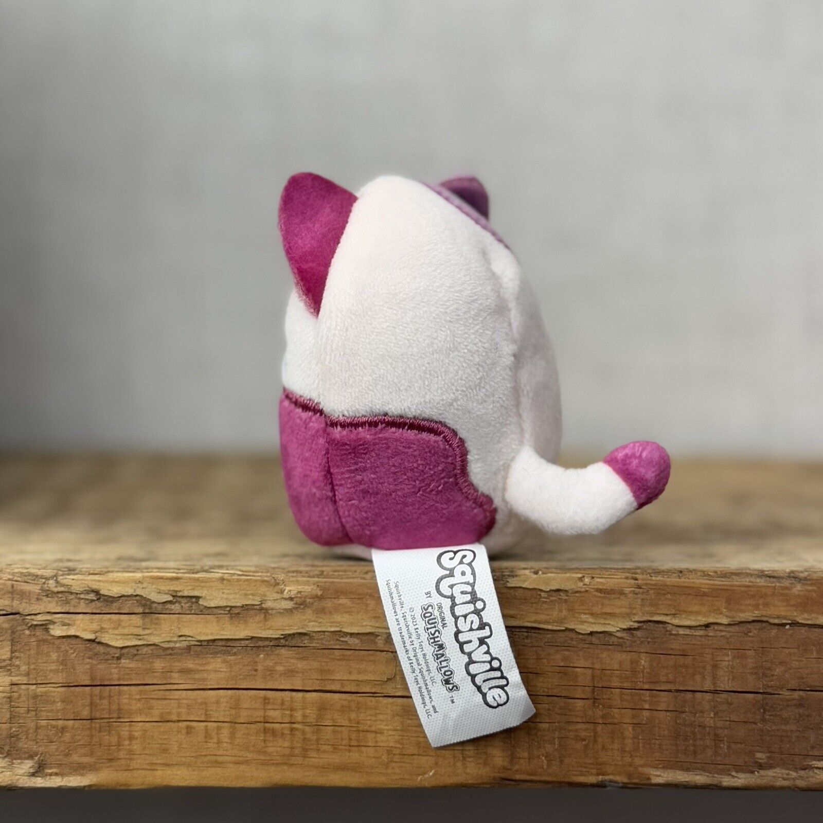 Squishmallow Squishville - Genevieve The Purple Cat - Purple Cat Tiny 2” Squish