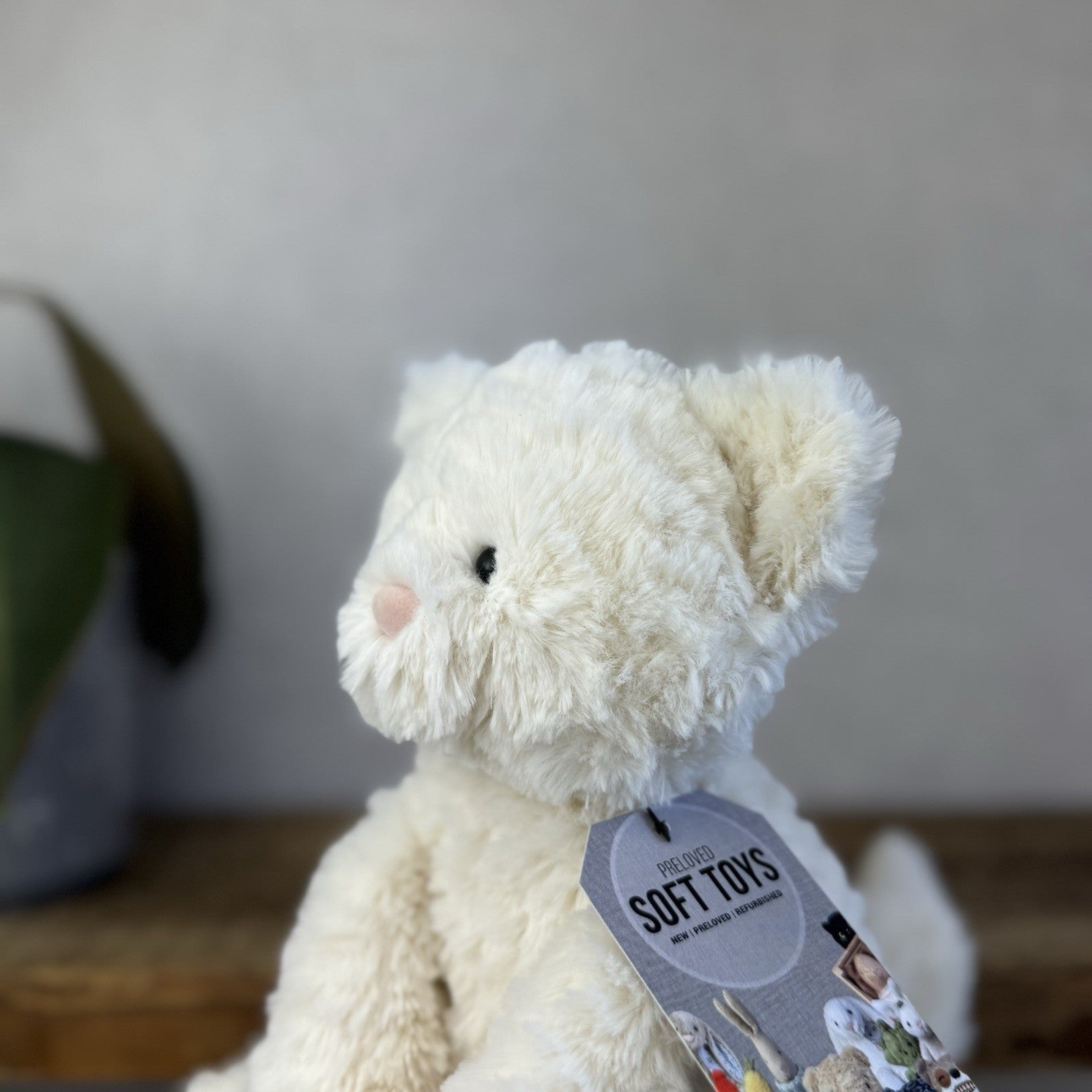 Jellycat Medium Fuddlewuddle Kitty - White Textured Sitting Cat Beanie Plush 8”