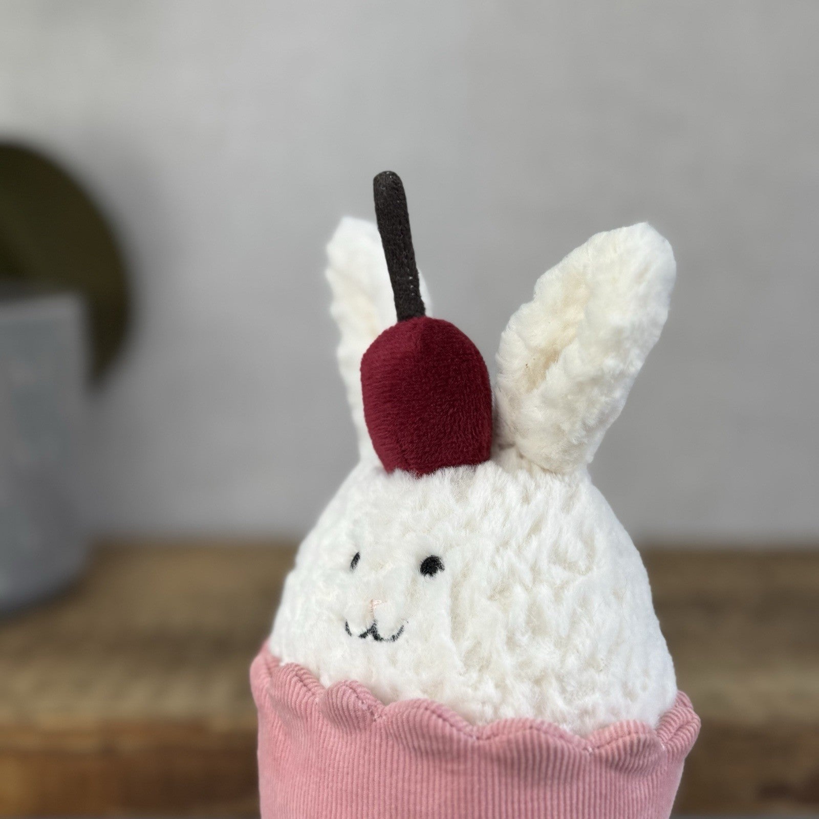 Jellycat Dainty Dessert Bunny Cupcake - Cute Bunny Cupcake Soft Toy Beanie 7”