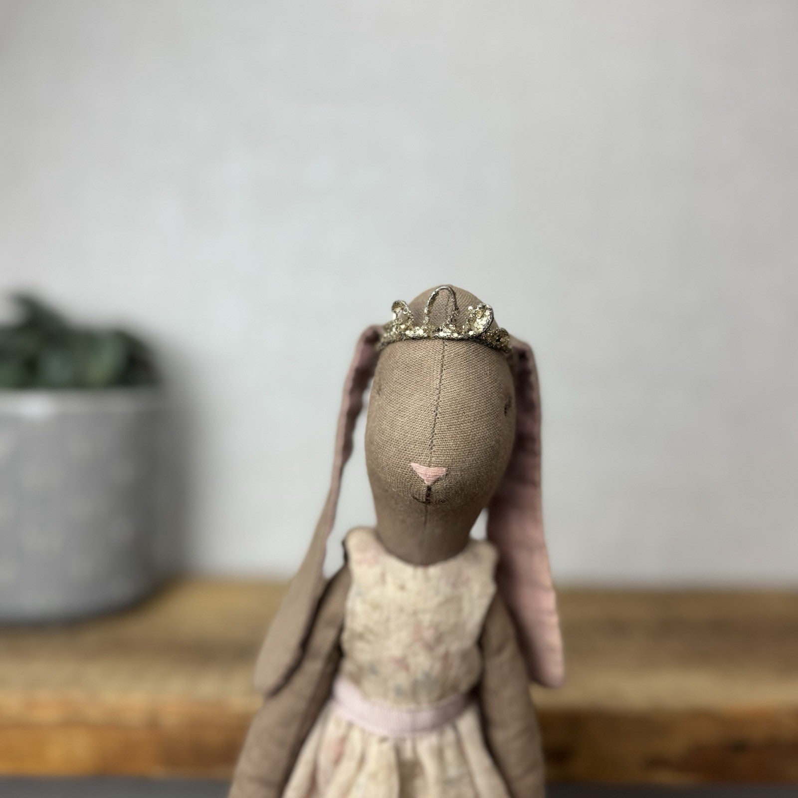 Maileg Medium Bunny Delphine - Brown Princess Bunny Rare 17”